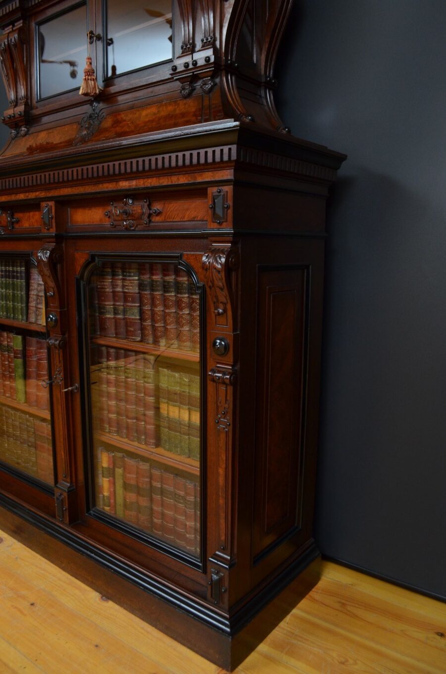 Gustave Herter Aesthetic Walnut Bookcase / Cabinet - Image 15