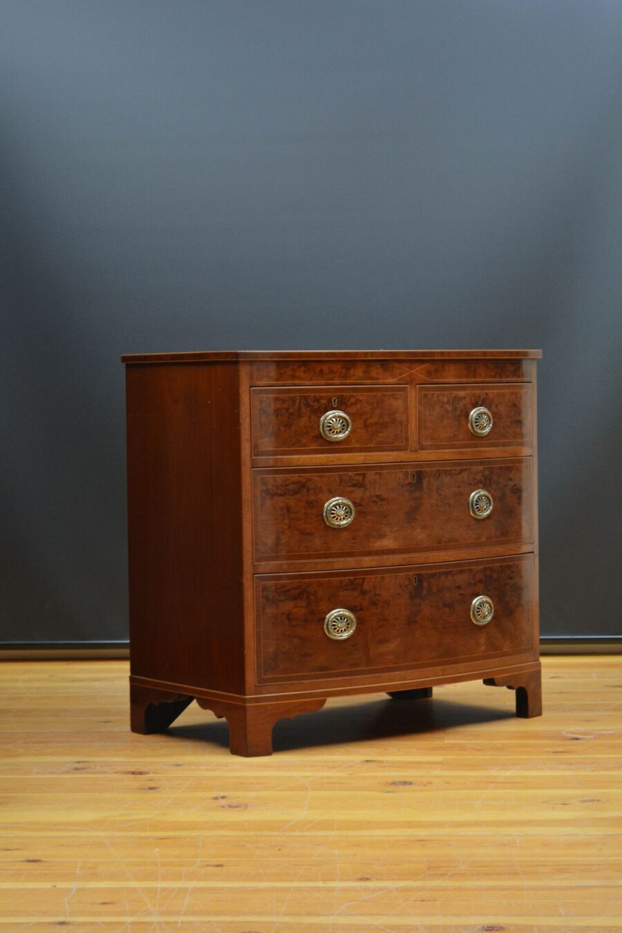 Sheraton Revival Mahogany Chest of Drawers - Image 2