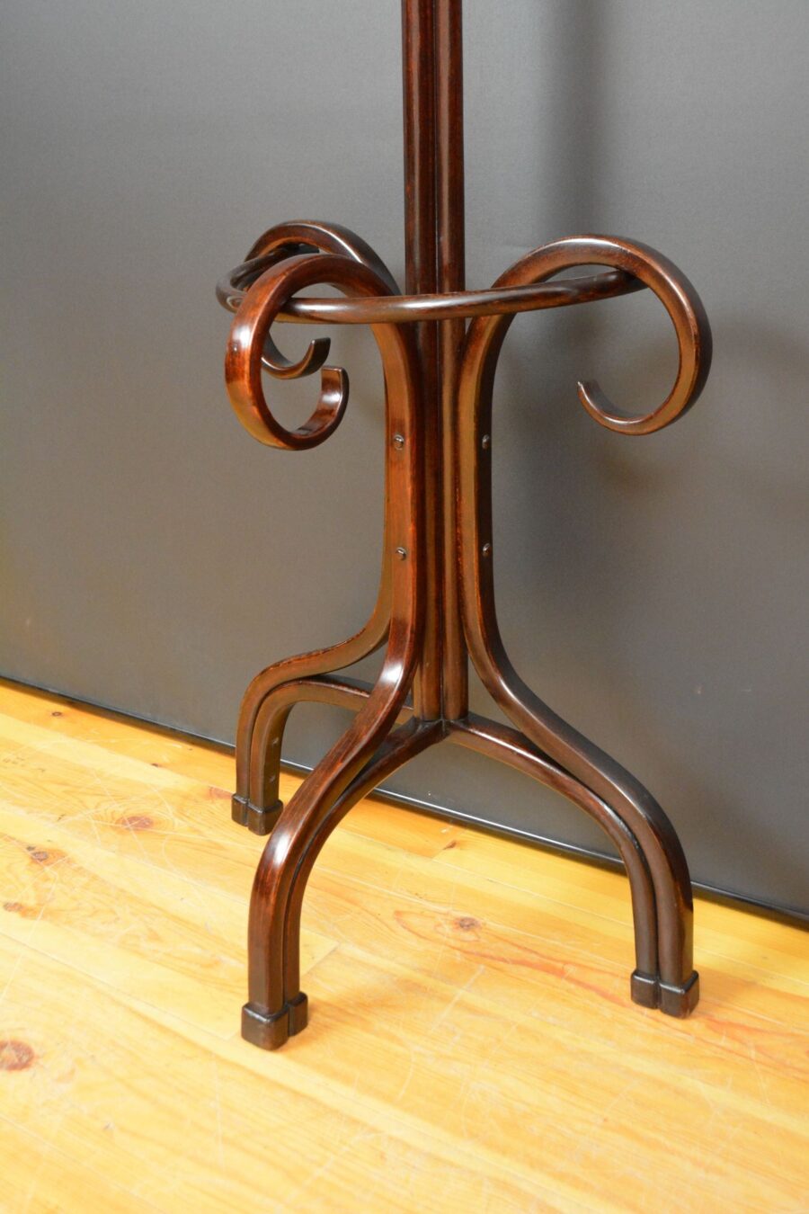 Edwardian Bentwood Beech Demi Coat Stand - Image 10
