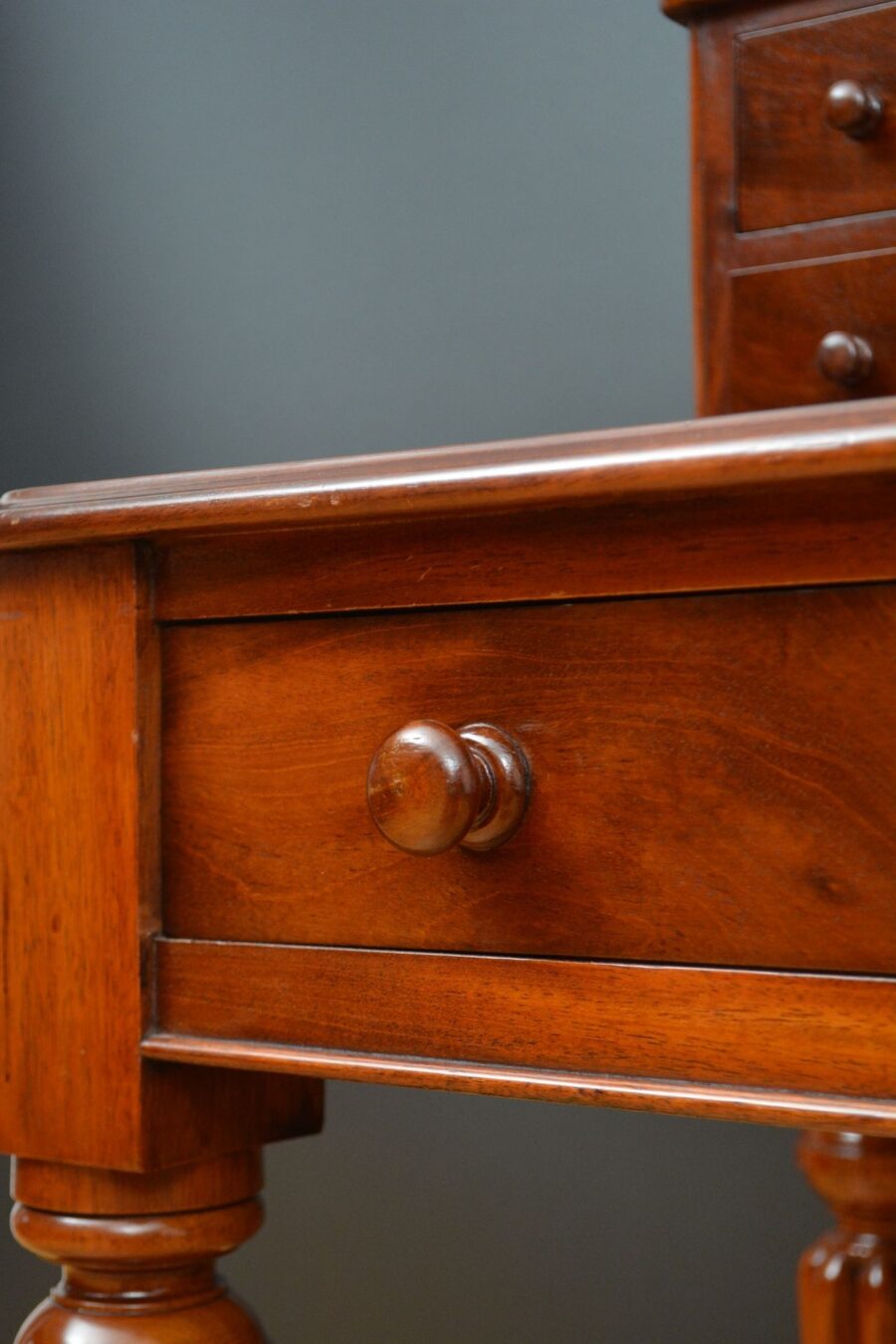 English Victorian Mahogany Dressing Table - Image 12