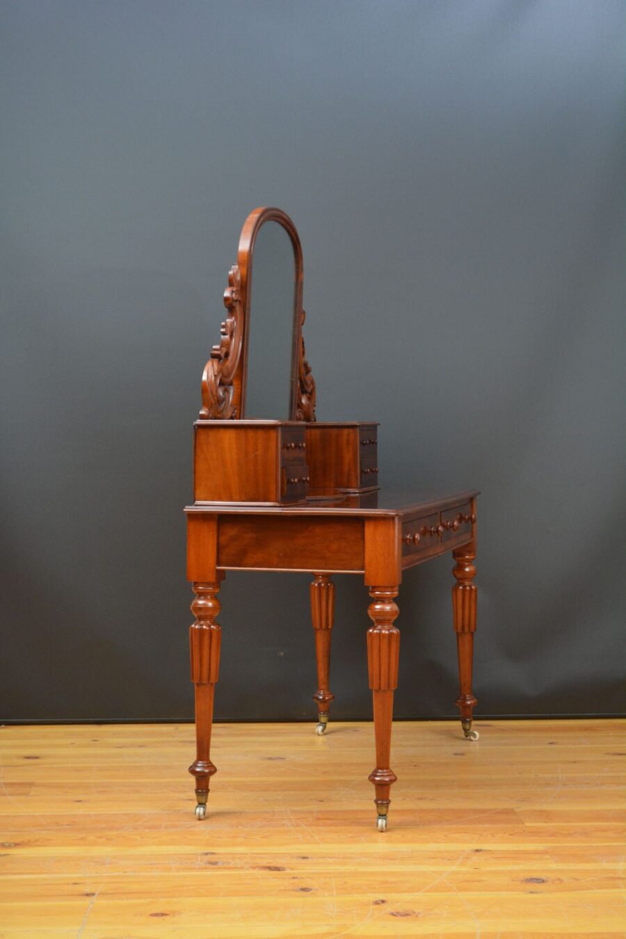 English Victorian Mahogany Dressing Table - Image 19