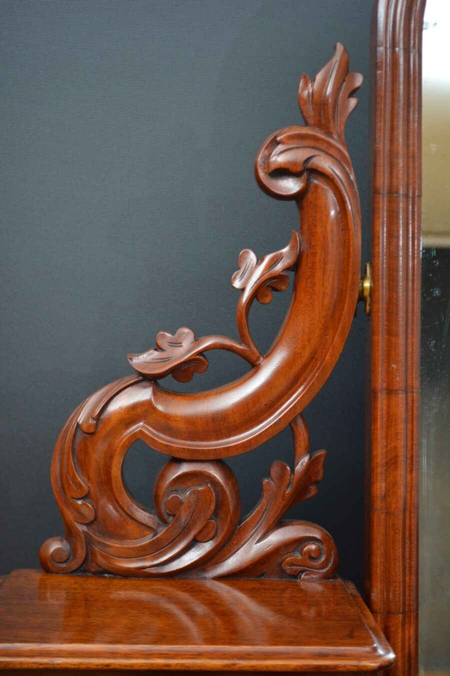 English Victorian Mahogany Dressing Table - Image 8