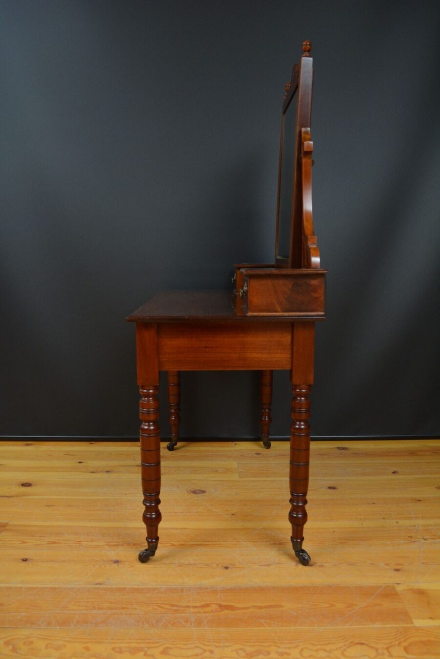 Edwardian Mahogany Dressing table - Image 9