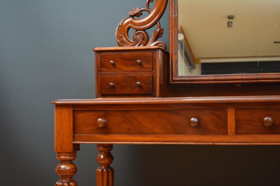 English Victorian Mahogany Dressing Table - Image 10
