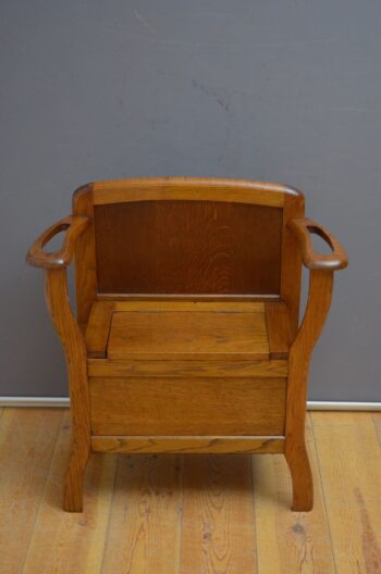 Stylish Art Deco Hall Bench