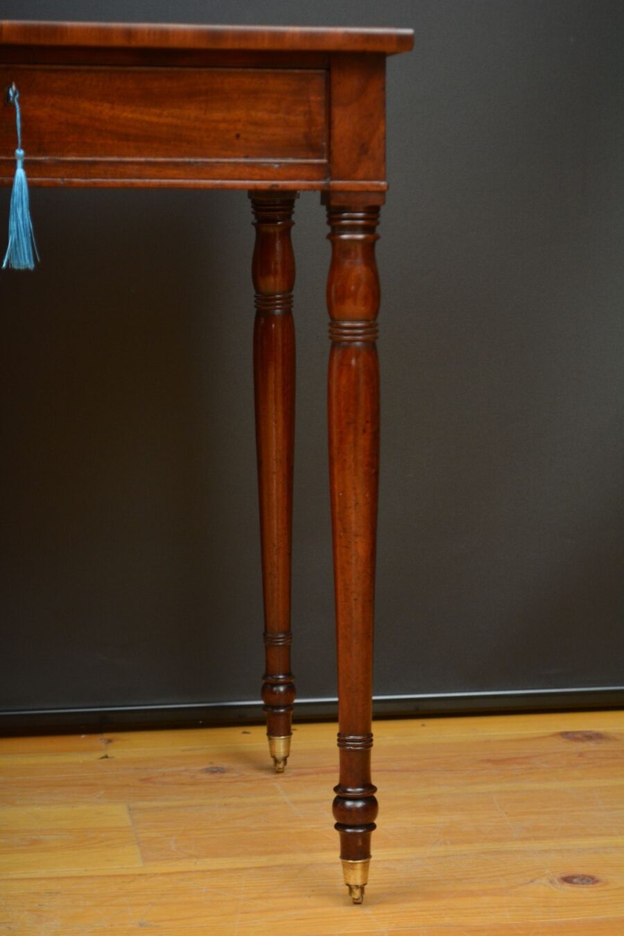 Fine George III Mahogany Side Table / Writing Table - Image 12