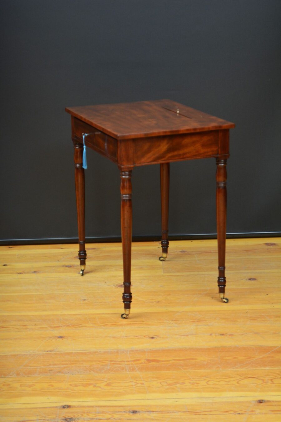 Fine George III Mahogany Side Table / Writing Table - Image 16
