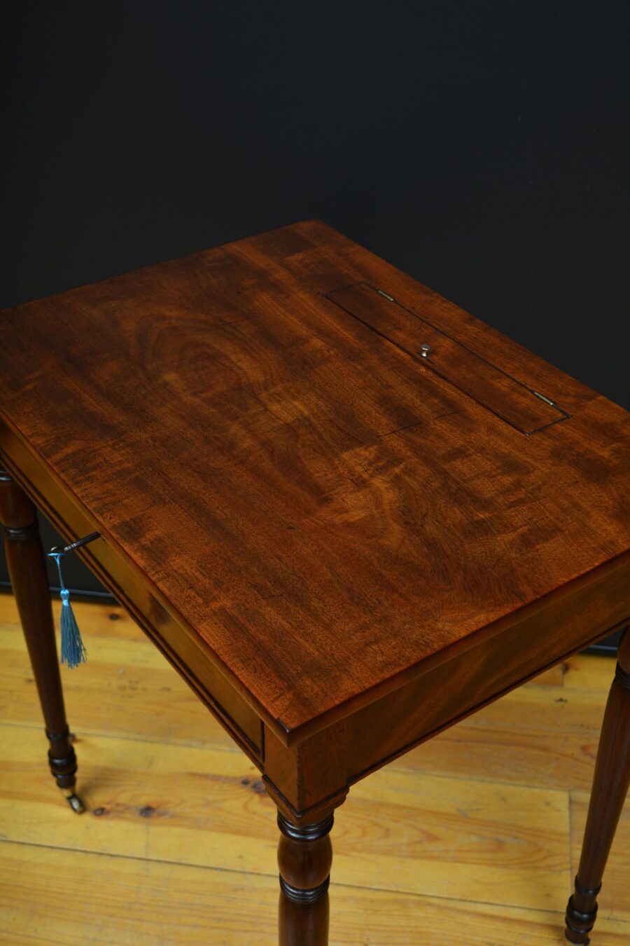 Fine George III Mahogany Side Table / Writing Table - Image 6