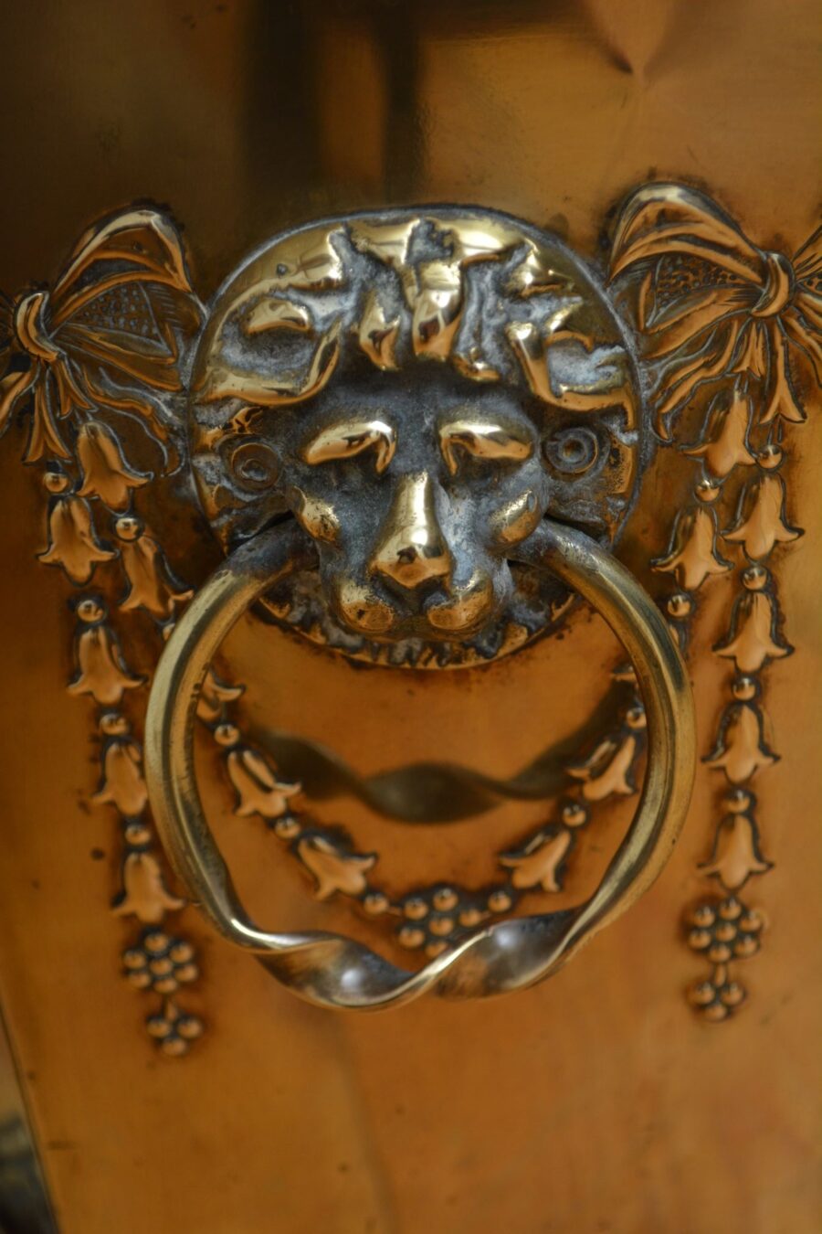 Edwardian Brass Coal Bin Plant Pot Planter - Image 6