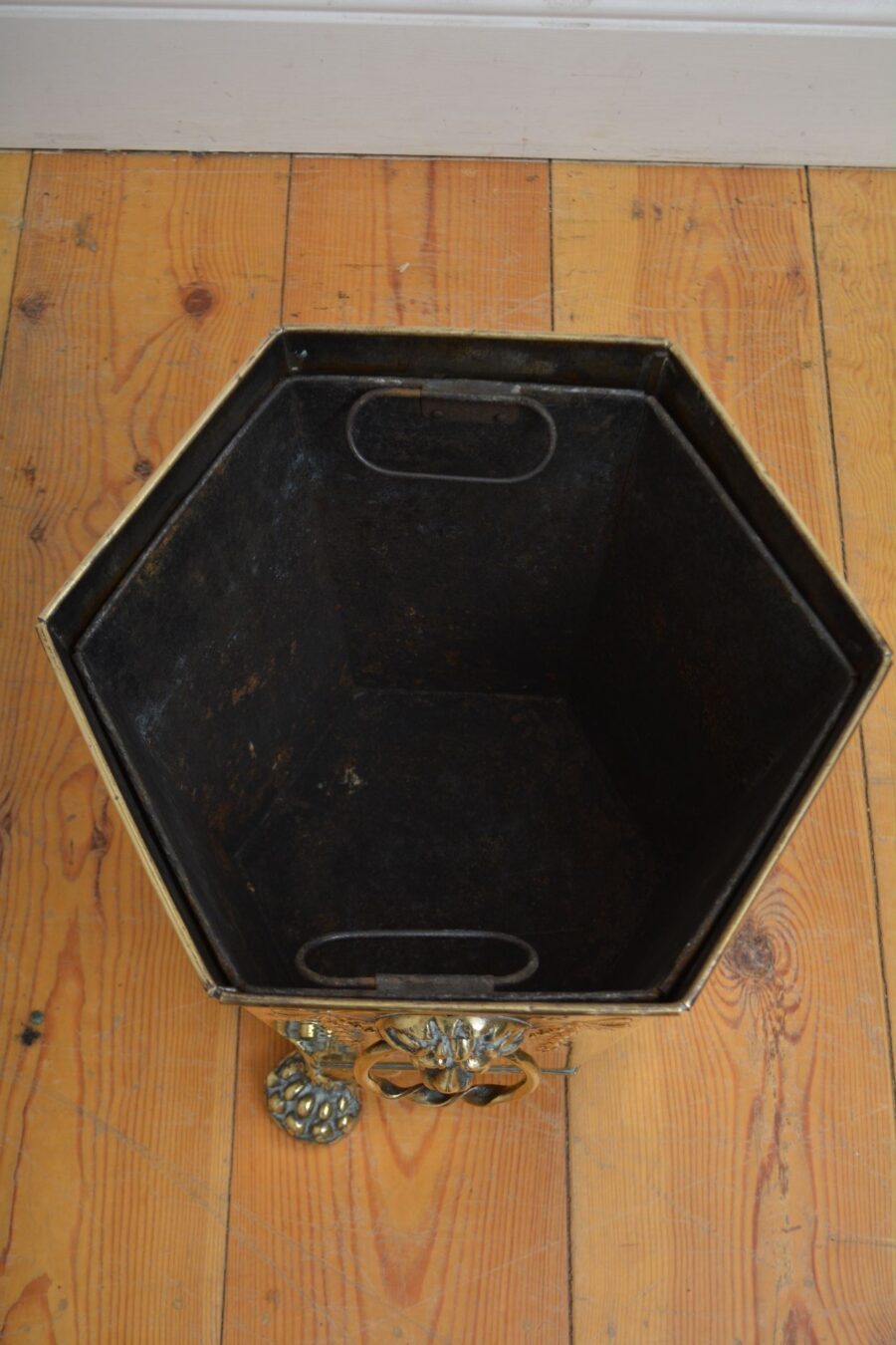 Edwardian Brass Coal Bin Plant Pot Planter - Image 10