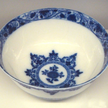 Porcelain Saint Cloud Bowl