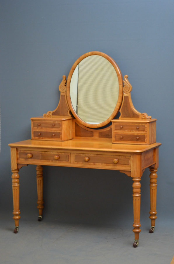 Victorian dressing table